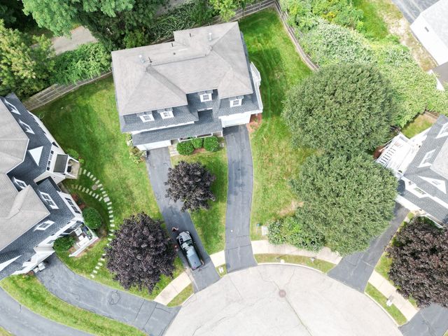 18 Victoria Gdn A, Framingham, MA 01701