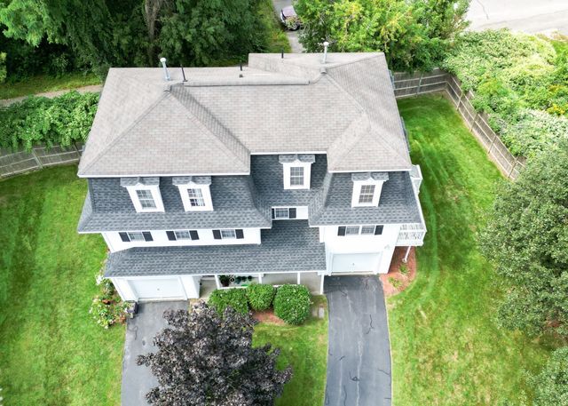 18 Victoria Gdn A, Framingham, MA 01701