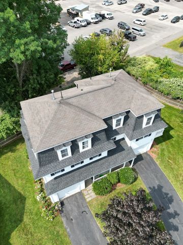 18 Victoria Gdn A, Framingham, MA 01701