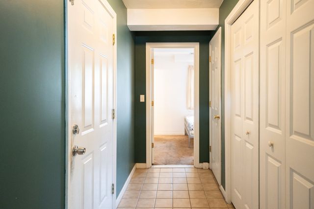 18 Victoria Gdn A, Framingham, MA 01701