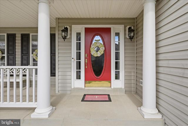 18714 DRUMMOND PL, Leesburg, VA 20176