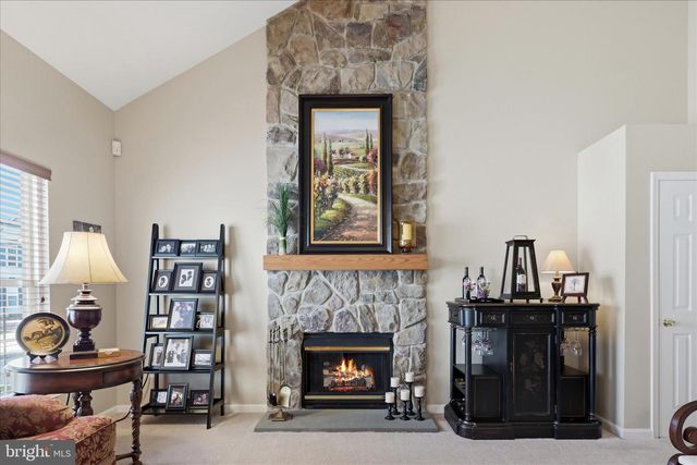 18714 DRUMMOND PL, Leesburg, VA 20176