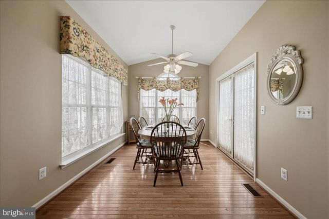 18714 DRUMMOND PL, Leesburg, VA 20176