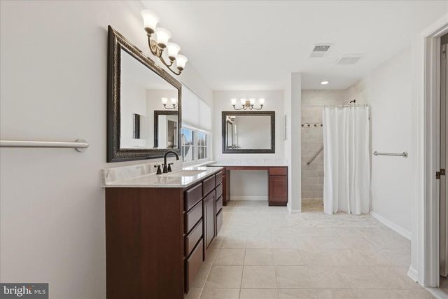 18714 DRUMMOND PL, Leesburg, VA 20176