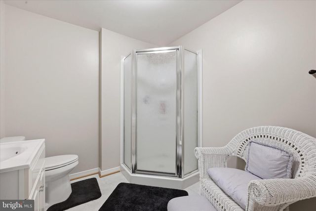 18714 DRUMMOND PL, Leesburg, VA 20176