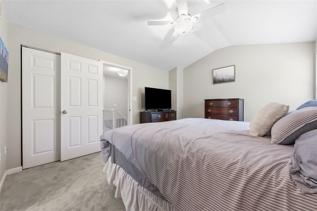 229 Hillvue Dr, Seven Fields Boro, PA 16046