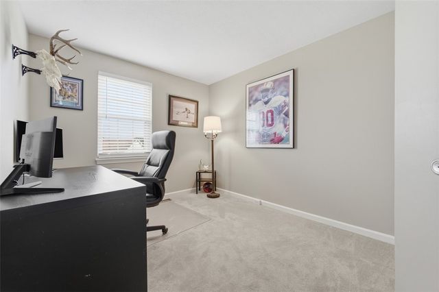 229 Hillvue Dr, Seven Fields Boro, PA 16046