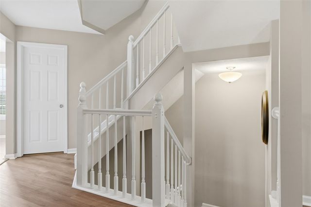 229 Hillvue Dr, Seven Fields Boro, PA 16046