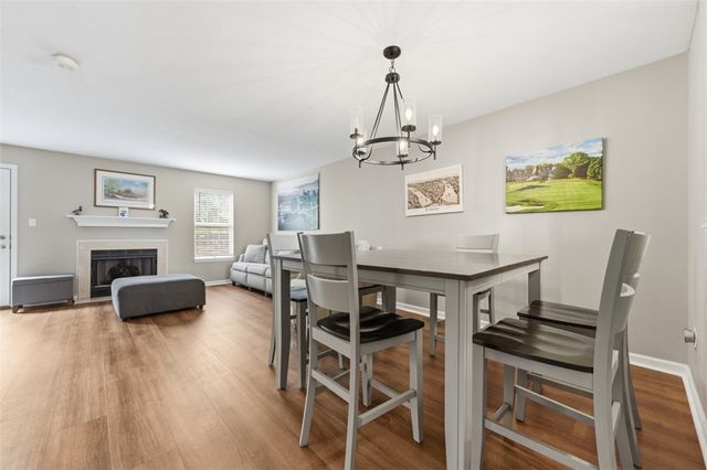 229 Hillvue Dr, Seven Fields Boro, PA 16046