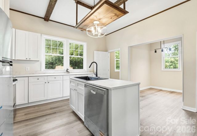 606 Townsend Avenue, Gastonia, NC 28052