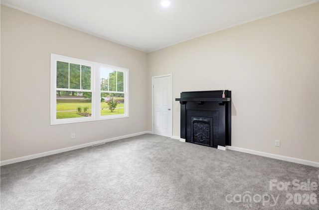 606 Townsend Avenue, Gastonia, NC 28052