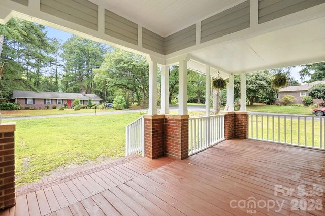 606 Townsend Avenue, Gastonia, NC 28052