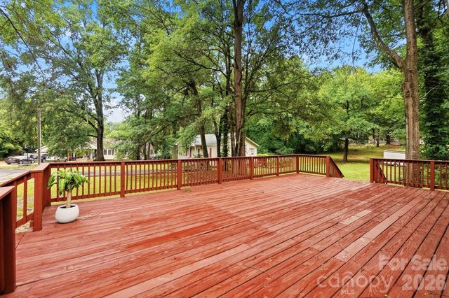 606 Townsend Avenue, Gastonia, NC 28052