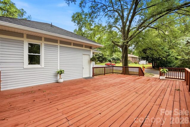 606 Townsend Avenue, Gastonia, NC 28052