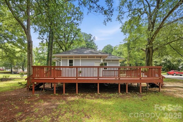 606 Townsend Avenue, Gastonia, NC 28052