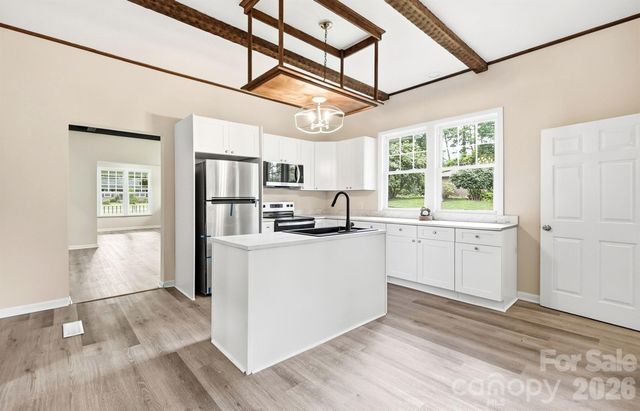 606 Townsend Avenue, Gastonia, NC 28052