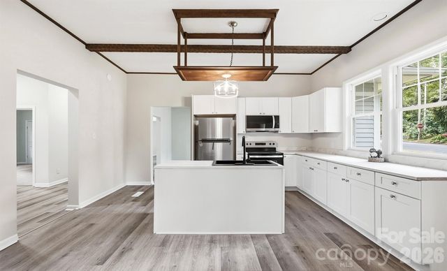 606 Townsend Avenue, Gastonia, NC 28052
