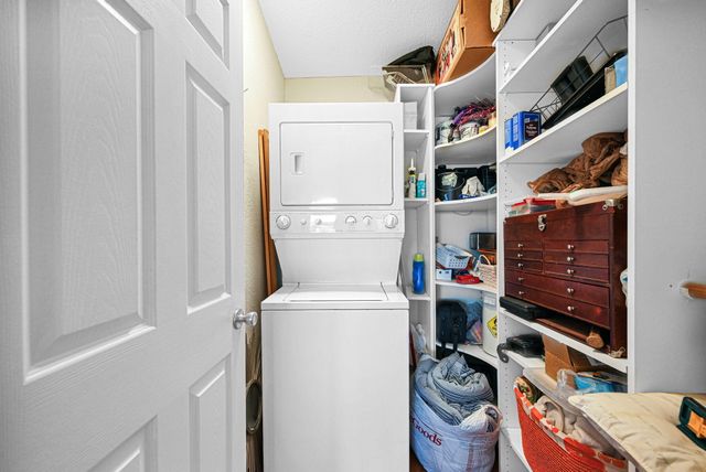 1800 N Ocean Drive 204, Hollywood, FL 33019