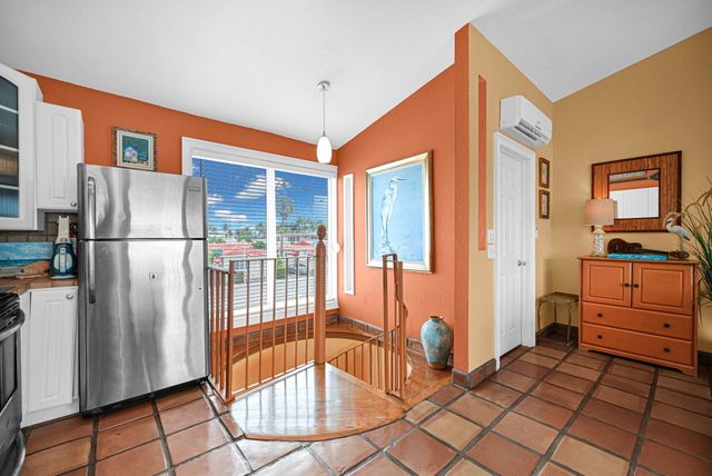 1800 N Ocean Drive 204, Hollywood, FL 33019