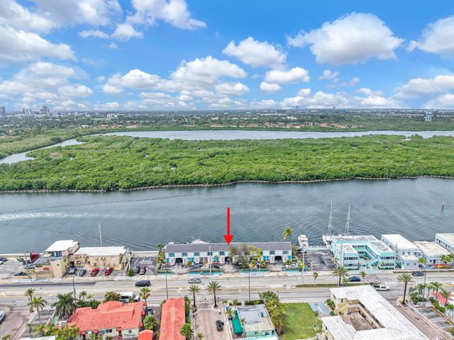 1800 N Ocean Drive 204, Hollywood, FL 33019