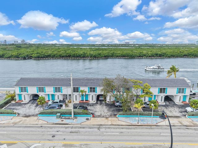 1800 N Ocean Drive 204, Hollywood, FL 33019