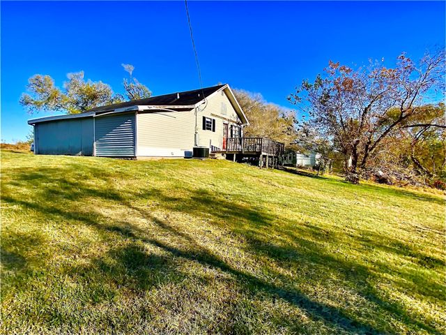 603 Fm 2436, La Grange, TX 78945