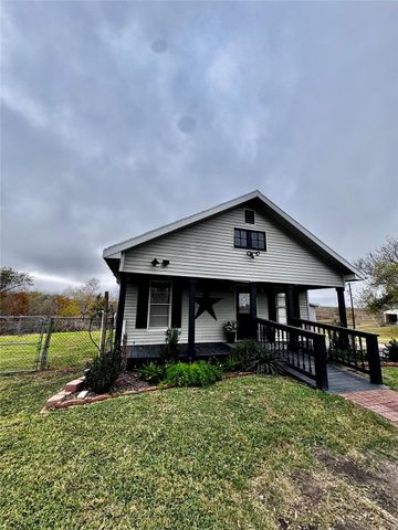 603 Fm 2436, La Grange, TX 78945