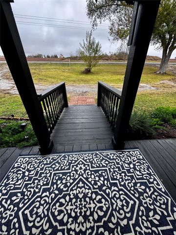 603 Fm 2436, La Grange, TX 78945