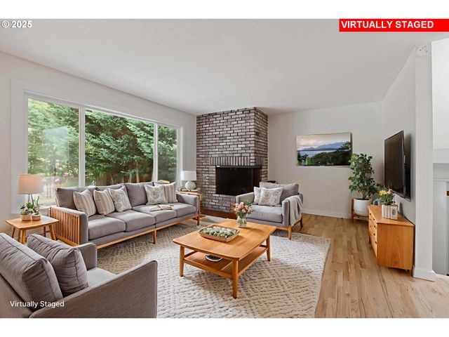 414 Sw FRENWOOD Way, Beaverton, OR 97005