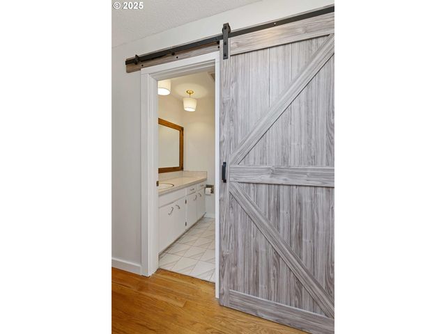 414 Sw FRENWOOD Way, Beaverton, OR 97005