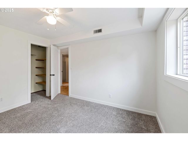 414 Sw FRENWOOD Way, Beaverton, OR 97005