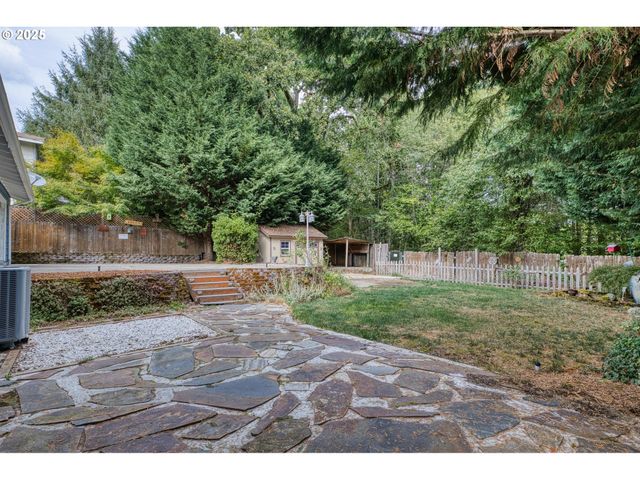 414 Sw FRENWOOD Way, Beaverton, OR 97005
