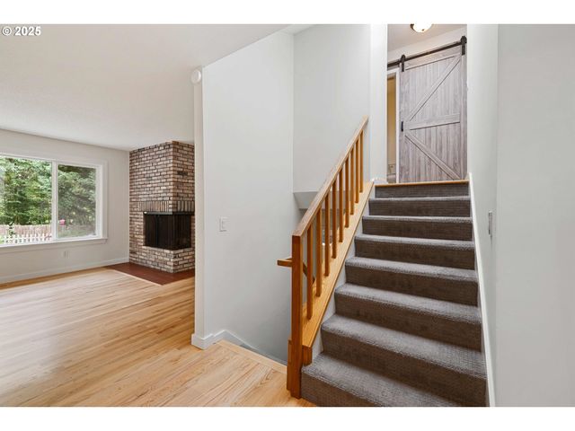 414 Sw FRENWOOD Way, Beaverton, OR 97005