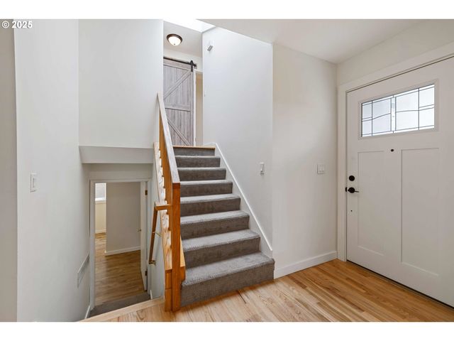 414 Sw FRENWOOD Way, Beaverton, OR 97005