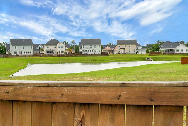122 Long Trail Way, Moncks Corner, SC 29461