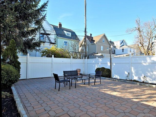 134 N 7th Avenue 1, Mount Vernon, NY 10550