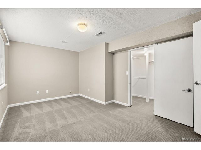 3143 White Oak St, Highlands Ranch, CO 80129