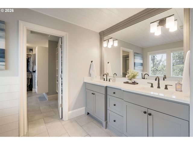 16909 Sw MARCILE Ln, Beaverton, OR 97007