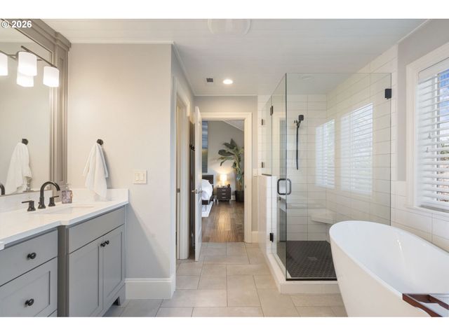 16909 Sw MARCILE Ln, Beaverton, OR 97007