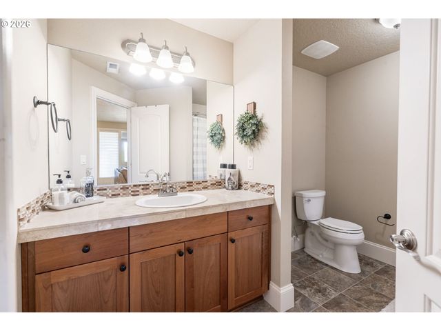 16909 Sw MARCILE Ln, Beaverton, OR 97007