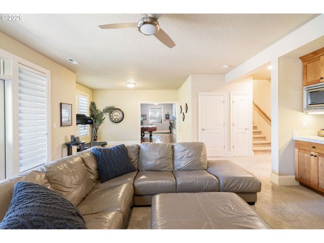 16909 Sw MARCILE Ln, Beaverton, OR 97007