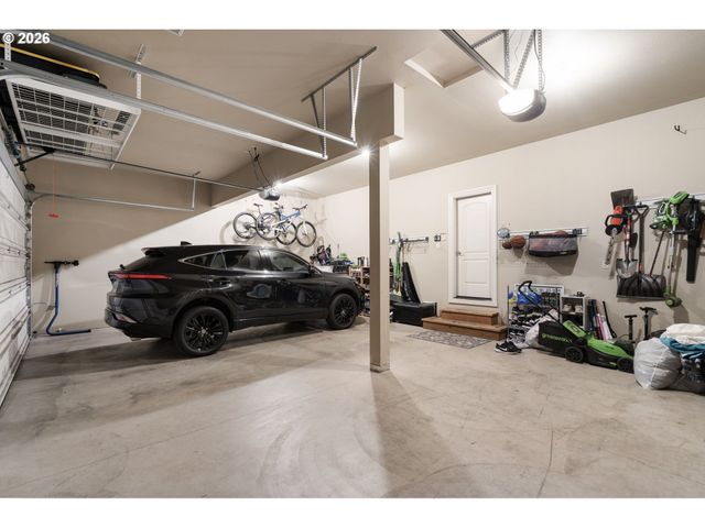 16909 Sw MARCILE Ln, Beaverton, OR 97007