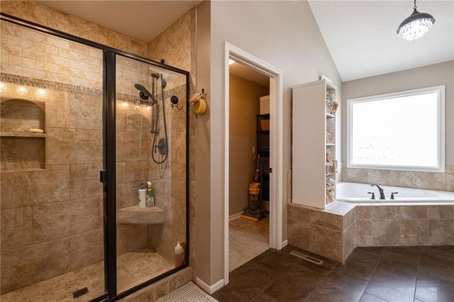 2707 SW 9TH Terrace, Lee's Summit, MO 64081