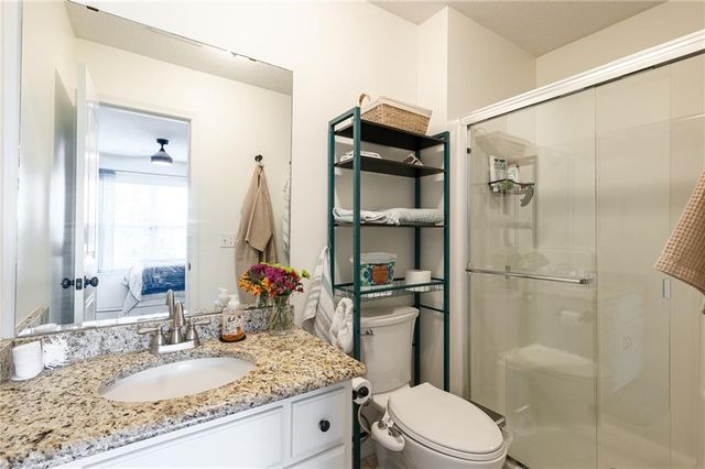 2707 SW 9TH Terrace, Lee's Summit, MO 64081