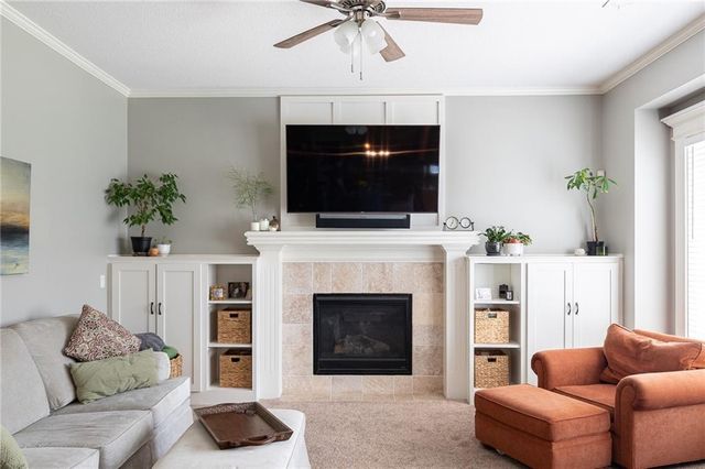 2707 SW 9TH Terrace, Lee's Summit, MO 64081