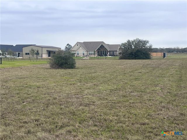 363 Sendera Loop, Victoria, TX 77904