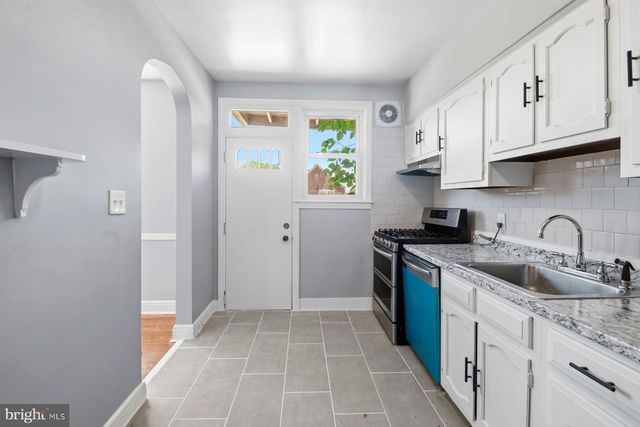 4221 NORFOLK AVE, Baltimore, MD 21216