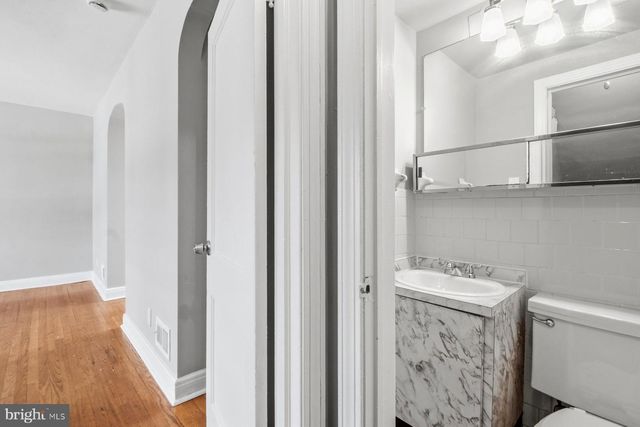 4221 NORFOLK AVE, Baltimore, MD 21216