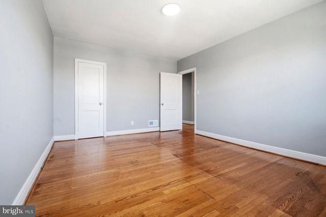 4221 NORFOLK AVE, Baltimore, MD 21216