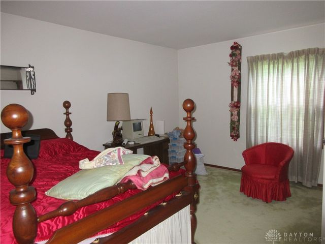 827 Hickory Lane, Troy, OH 45373